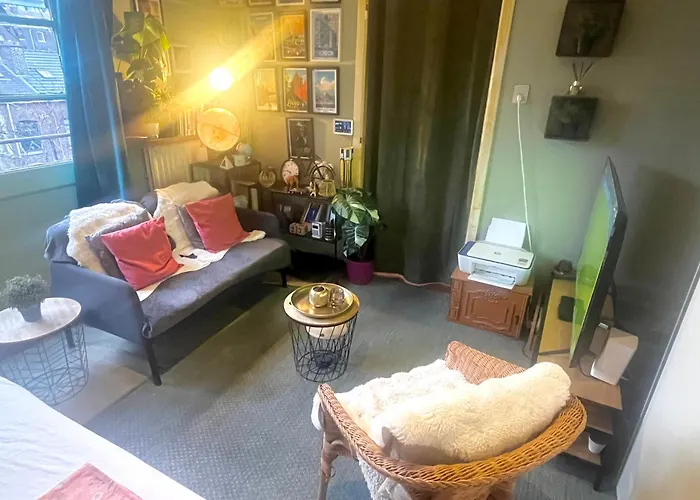 By Seniko リエージュ